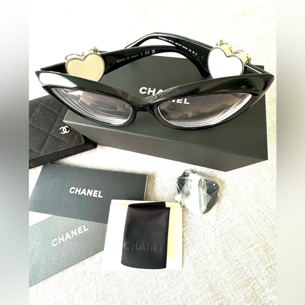 NWT!! CHANEL Glasses AUTHENTIC!